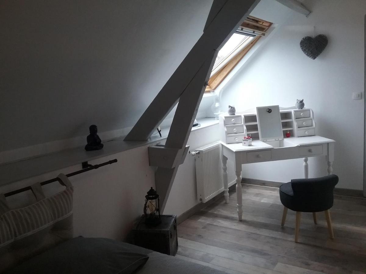 Chambre D'Hotes "Coquelicot" Nurlu 外观 照片